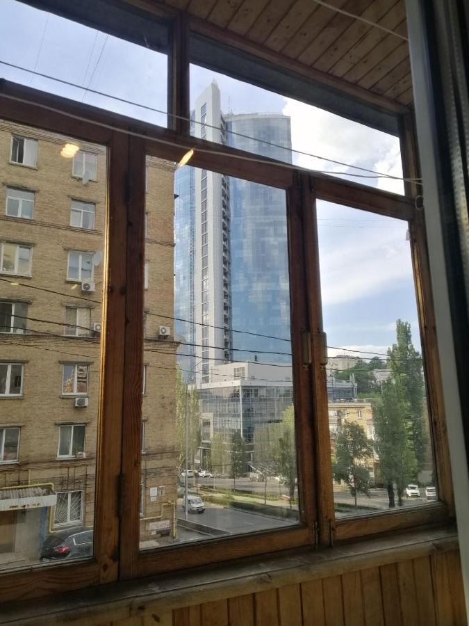 Бульвар Леси Украинки 10 Κίεβο Εξωτερικό φωτογραφία