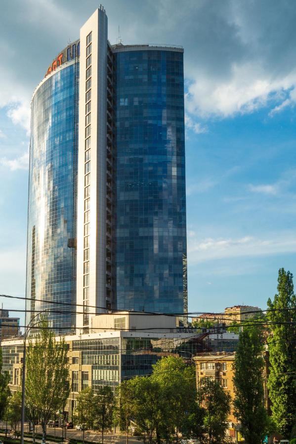Бульвар Леси Украинки 10 Κίεβο Εξωτερικό φωτογραφία
